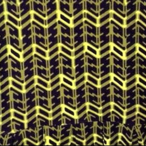 Small Lularoe Dress - Amelia Dress - Picture 3 of 3